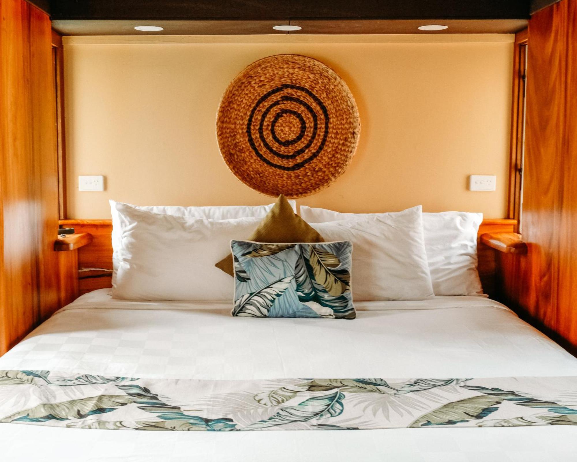 Koro Sun Resort & Rainforest Spa Savusavu Kültér fotó